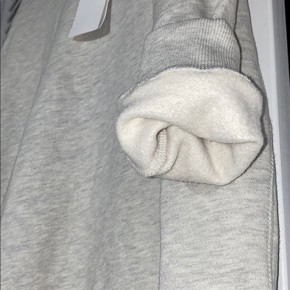 MYMO Sweatshirt Dress - Picture 4 of 5